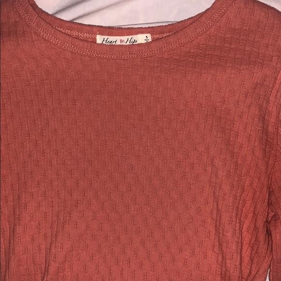 Peach long sleeve top/sweater. - Picture 2 of 2